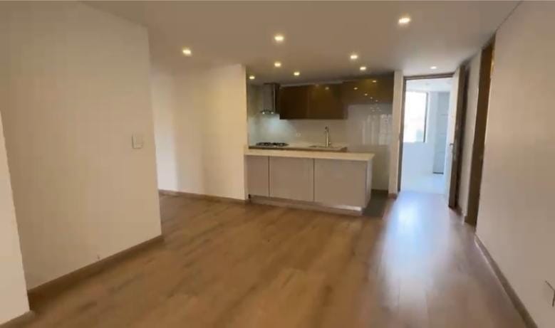 Apartamento de 3 alcobas en venta en Santa Paula, Bogotá, 100 m² · foto 3 de 12