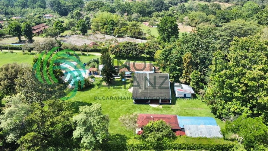 Finca en venta en Guatiguara, Piedecuesta, 990 m² · foto 6 de 24