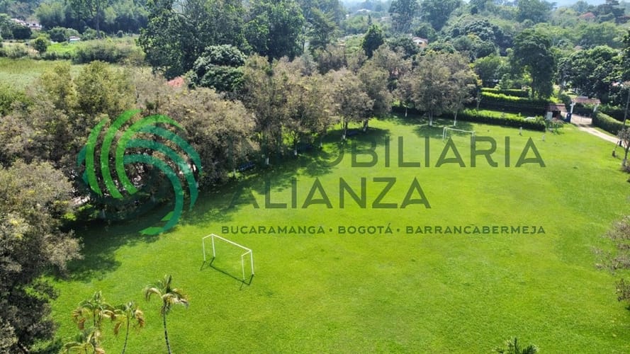 Finca en venta en Guatiguara, Piedecuesta, 990 m² · foto 7 de 24