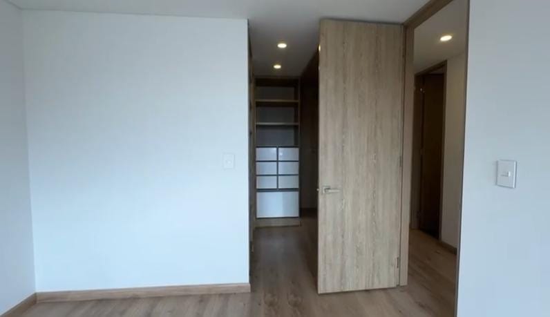 Apartamento de 3 alcobas en venta en Santa Paula, Bogotá, 100 m² · foto 10 de 12