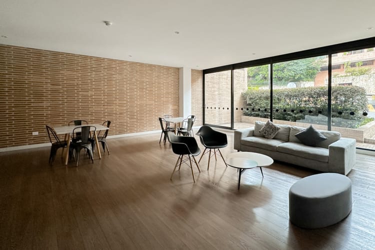 Apartamento de 2 alcobas en venta en El Refugio, Bogotá, 124 m² · foto 21 de 23
