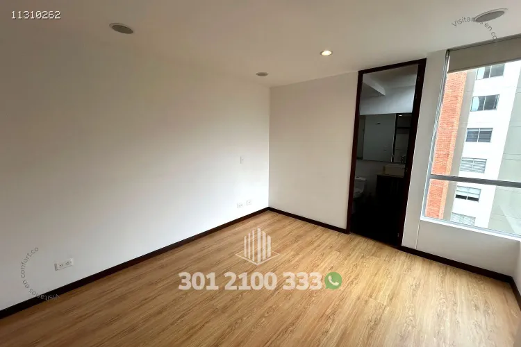 Apartamento de 3 alcobas en arriendo en Loma Del Esmeraldal, Envigado, 86 m² · foto 9 de 24