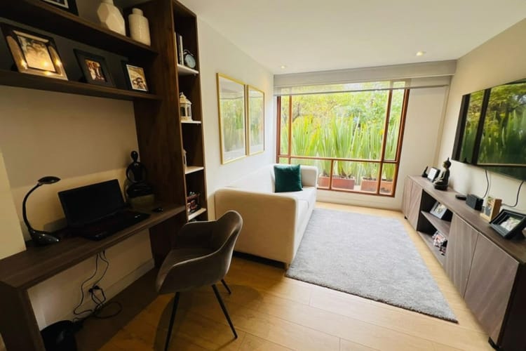 Casa de 4 alcobas en venta en Lindaraja, Bogotá, 257 m² · foto 7 de 13