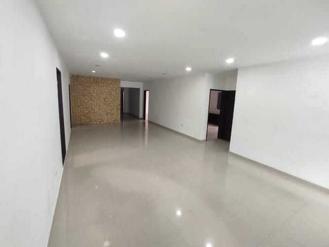 Casa de 9 alcobas en arriendo en La Campiña, Barranquilla, 245 m² · foto 2 de 21