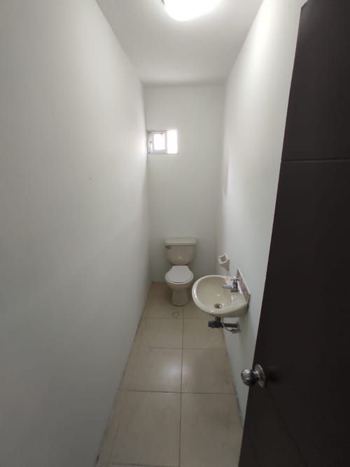 Casa de 9 alcobas en arriendo en La Campiña, Barranquilla, 245 m² · foto 11 de 21
