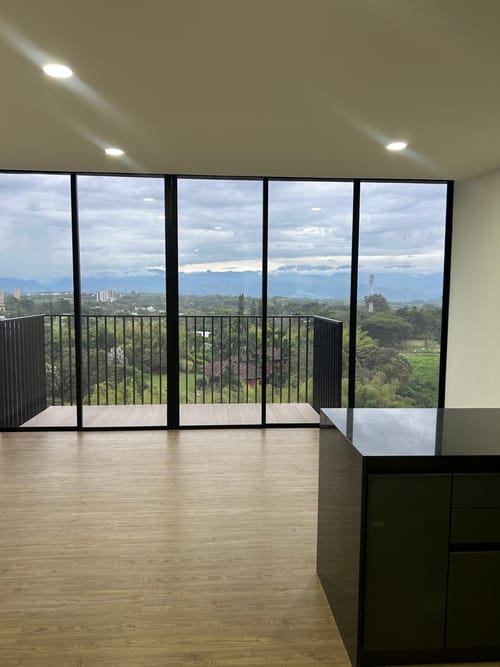 Apartamento de 3 alcobas en venta en Cerritos, Pereira, 101 m² · foto 2 de 14