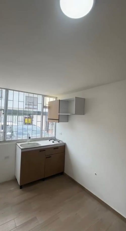 Apartaestudio en arriendo en Pasadena, Bogotá, 20 m² · foto 4 de 13