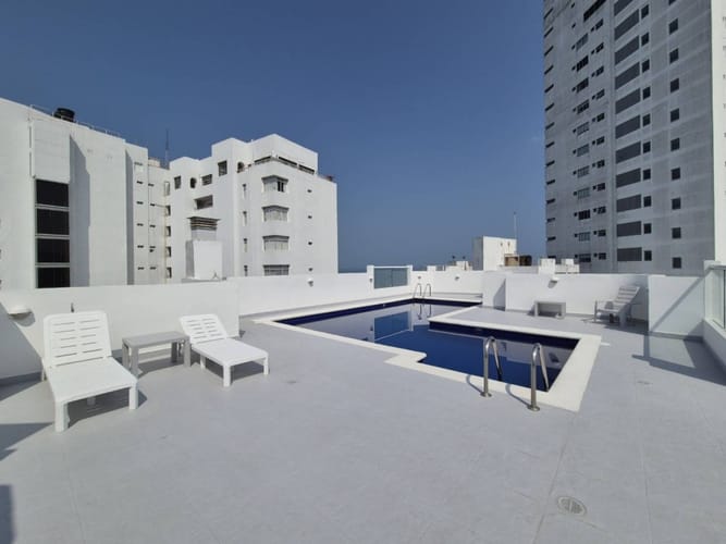 Apartamento de 1 alcoba en arriendo en Bocagrande, Cartagena, 52 m² · foto 3 de 16