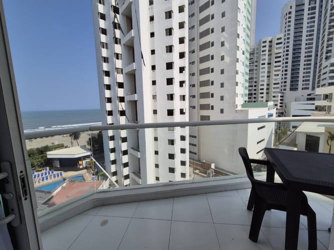 Apartamento de 1 alcoba en arriendo en Bocagrande, Cartagena, 52 m² · foto 8 de 16