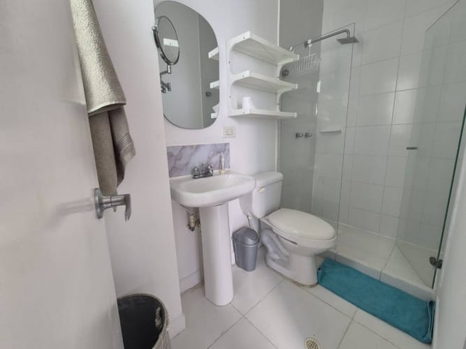 Apartamento de 1 alcoba en arriendo en Bocagrande, Cartagena, 52 m² · foto 10 de 16
