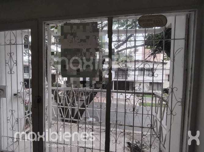 Casa de 3 alcobas en arriendo en Las Acacias, Medellín, 300 m² · foto 3 de 22