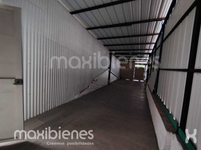Casa de 3 alcobas en arriendo en Las Acacias, Medellín, 300 m² · foto 13 de 22