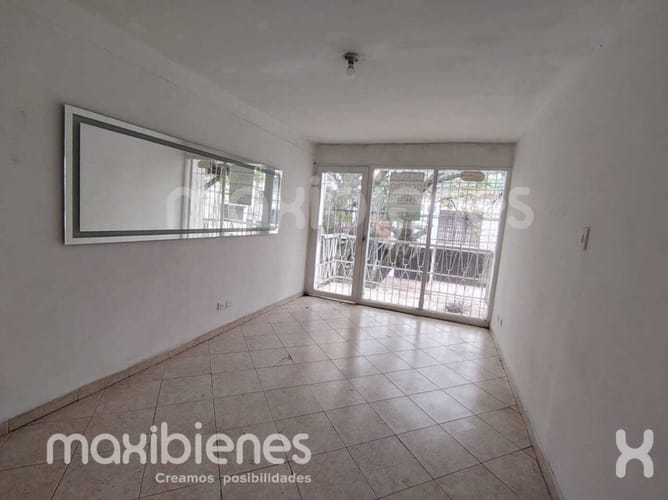 Casa de 3 alcobas en arriendo en Las Acacias, Medellín, 300 m² · foto 16 de 22