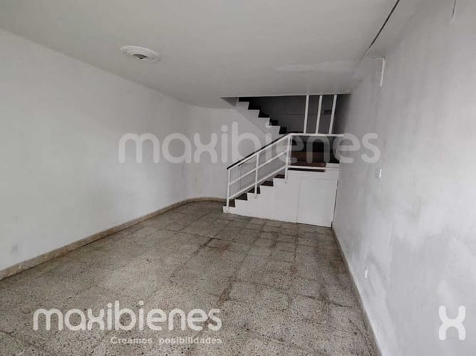 Casa de 3 alcobas en arriendo en Las Acacias, Medellín, 300 m² · foto 21 de 22