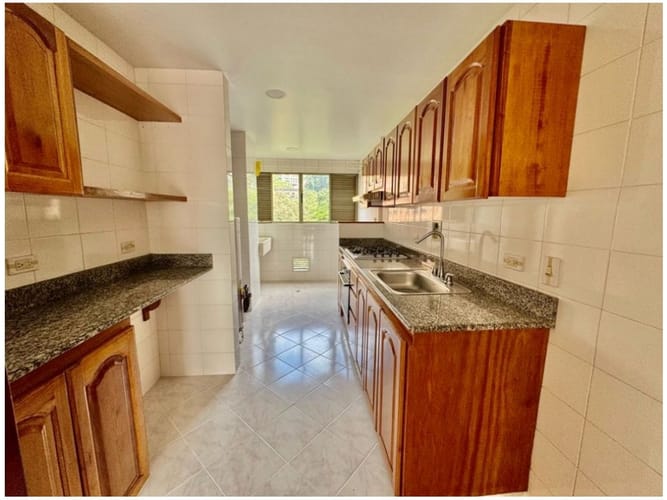 Apartamento de 4 alcobas en venta en Vía Las Palmas, Medellín, 130 m² · foto 3 de 21