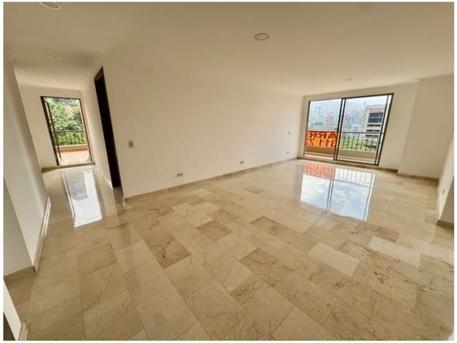 Apartamento de 4 alcobas en venta en Vía Las Palmas, Medellín, 130 m² · foto 5 de 21
