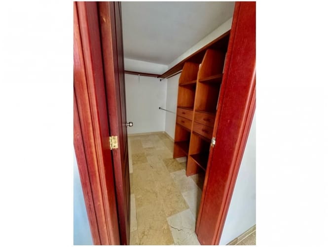 Apartamento de 4 alcobas en venta en Vía Las Palmas, Medellín, 130 m² · foto 13 de 21