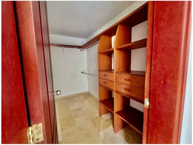 Apartamento de 4 alcobas en venta en Vía Las Palmas, Medellín, 130 m² · foto 15 de 21