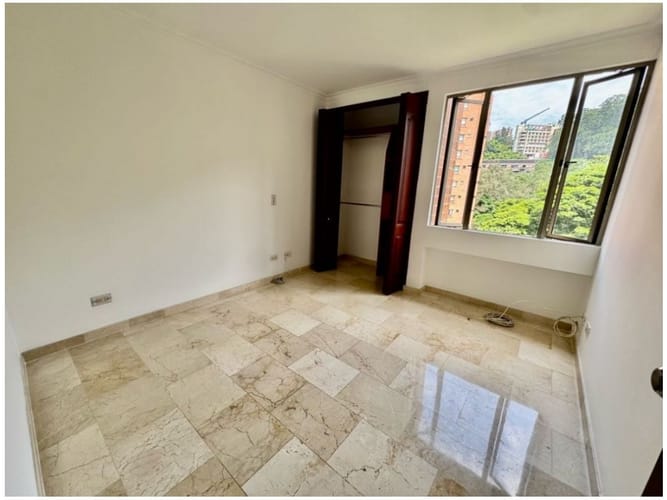 Apartamento de 4 alcobas en venta en Vía Las Palmas, Medellín, 130 m² · foto 16 de 21