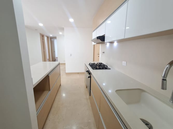 Apartamento de 3 alcobas en arriendo en Las Acacias, Medellín, 100 m² · foto 9 de 19