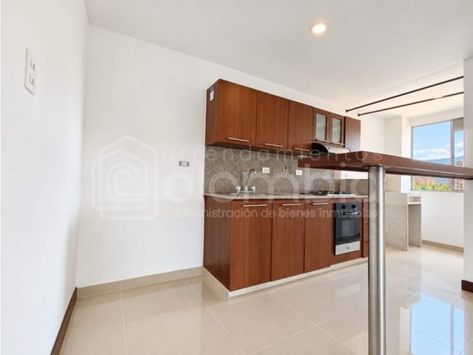 Apartamento de 3 alcobas en arriendo en Loma Del Escobero, Envigado, 90 m² · foto 7 de 19