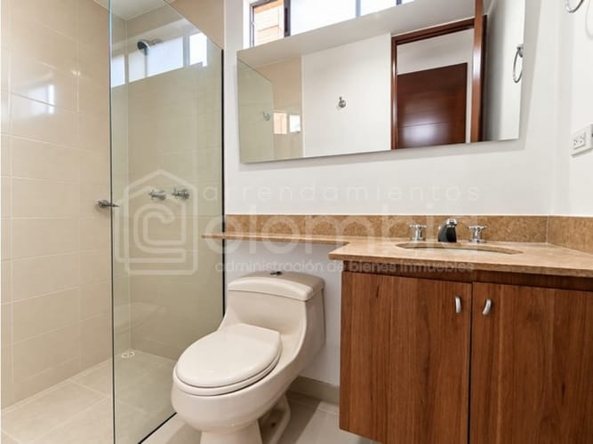 Apartamento de 3 alcobas en arriendo en Loma Del Escobero, Envigado, 90 m² · foto 17 de 19