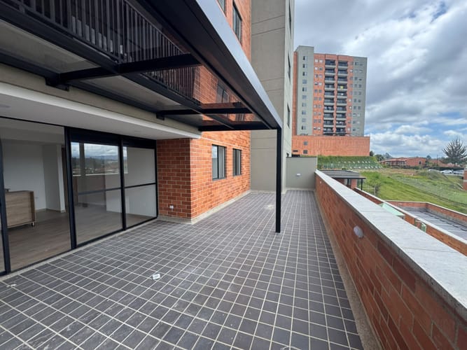 Apartamento de 2 alcobas en arriendo en Barro Blanco, Rionegro, 100 m² · foto 4 de 12
