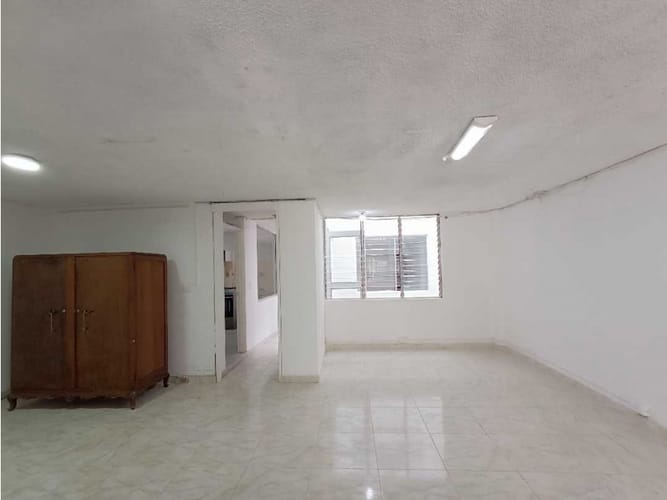 Oficina en arriendo en Milan, Manizales, 140 m² · foto 2 de 21