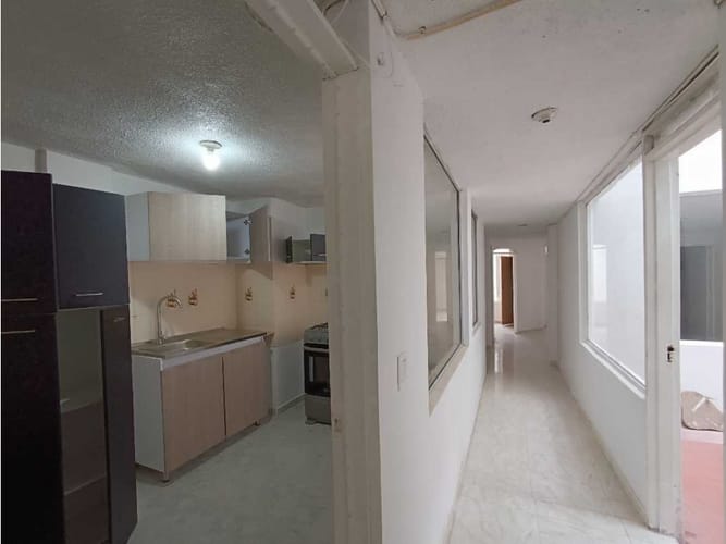Oficina en arriendo en Milan, Manizales, 140 m² · foto 3 de 21
