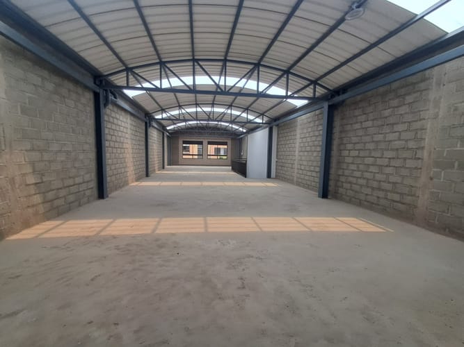 Bodega en arriendo en Zona Centro, Envigado, 220 m² · foto 3 de 10
