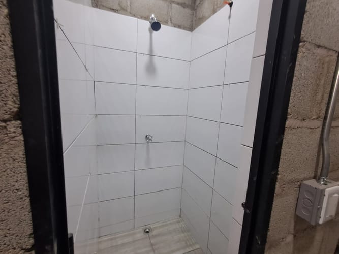 Bodega en arriendo en Zona Centro, Envigado, 220 m² · foto 5 de 10