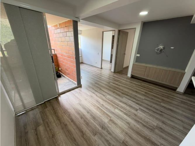 Apartamento de 2 alcobas en arriendo en Terranova, Bello, 60 m² · foto 5 de 13