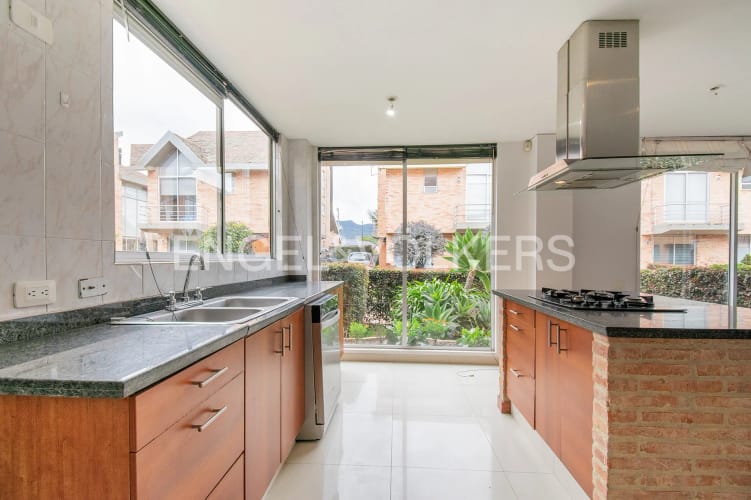 Casa de 4 alcobas en venta en Vereda La Balsa, Chía, 240 m² · foto 5 de 16