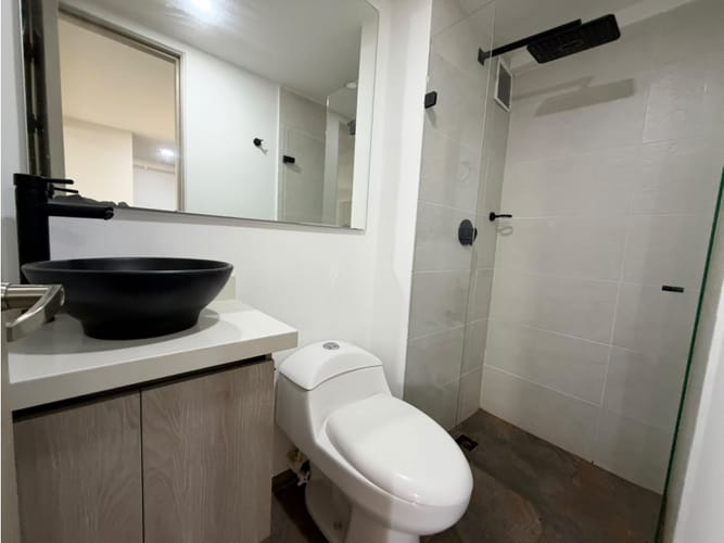 Apartamento de 2 alcobas en arriendo en Terranova, Bello, 60 m² · foto 10 de 13