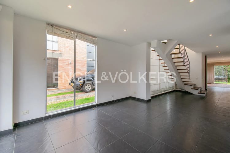 Casa de 4 alcobas en venta en Vereda La Balsa, Chía, 240 m² · foto 4 de 16