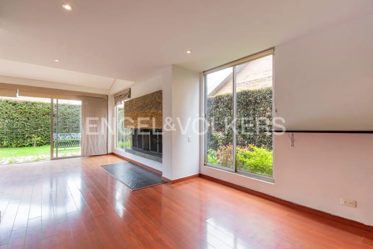 Casa de 4 alcobas en venta en Vereda La Balsa, Chía, 240 m² · foto 3 de 16