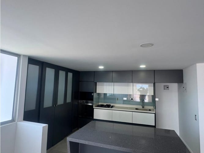 Apartamento de 3 alcobas en venta en Rionegro, 120 m² · foto 10 de 13