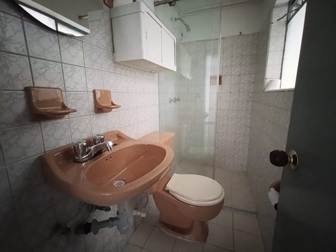 Apartamento de 2 alcobas en arriendo en Las Lomitas, Sabaneta, 90 m² · foto 13 de 16