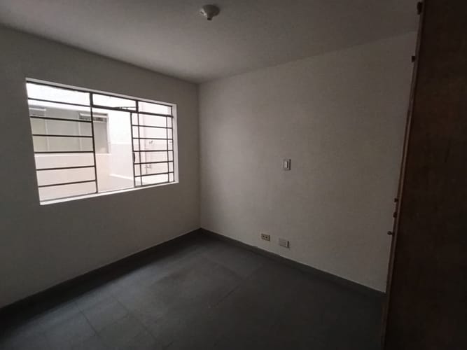 Apartamento de 2 alcobas en arriendo en Las Lomitas, Sabaneta, 90 m² · foto 15 de 16