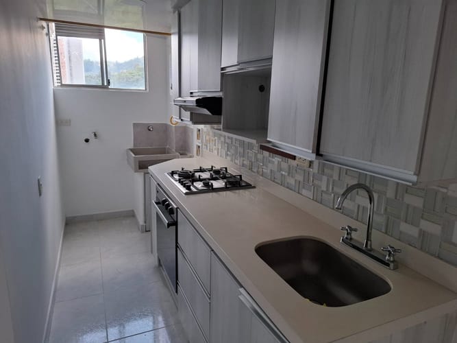 Apartamento de 3 alcobas en venta en Belén, Medellín, 78 m² · foto 5 de 17