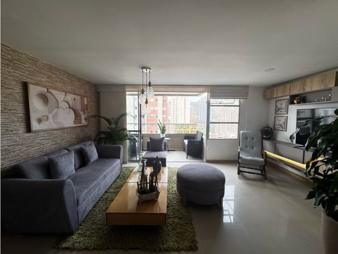 Apartamento de 3 alcobas en venta en Vegas De San Jose, Sabaneta, 98 m² · foto 2 de 20