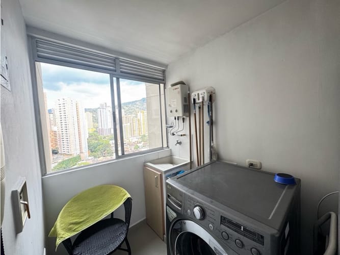 Apartamento de 3 alcobas en venta en Vegas De San Jose, Sabaneta, 98 m² · foto 5 de 20