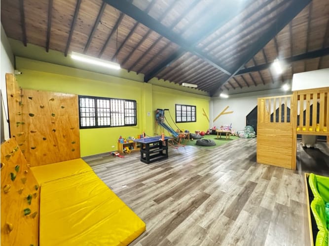 Apartamento de 3 alcobas en venta en Vegas De San Jose, Sabaneta, 98 m² · foto 17 de 20