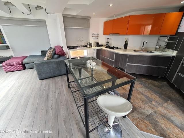 Apartamento de 2 alcobas en venta en Cedro Salazar, Bogotá, 110 m² · foto 5 de 24