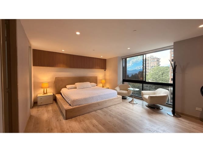 Apartamento de 2 alcobas en venta en El Tesoro, Medellín, 148 m² · foto 11 de 16