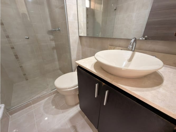 Apartamento de 3 alcobas en arriendo en Loma De Los Bernal, Medellín, 85 m² · foto 19 de 21