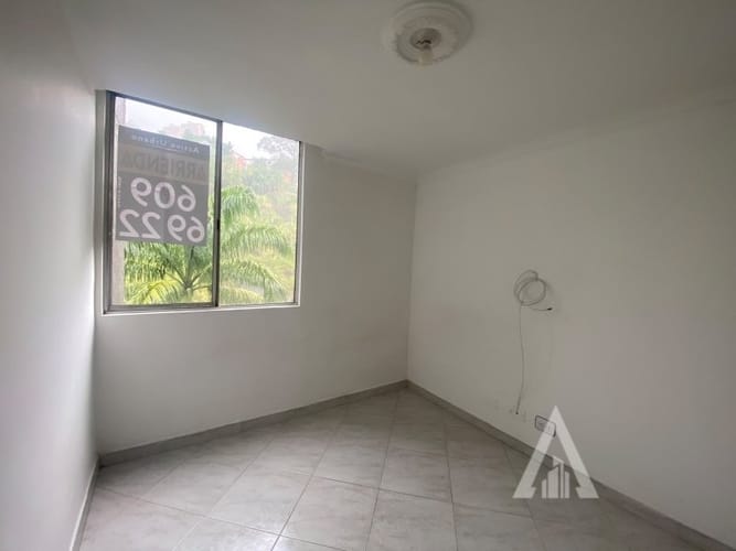 Apartamento de 2 alcobas en arriendo en Las Granjas, Medellín, 52 m² · foto 9 de 9