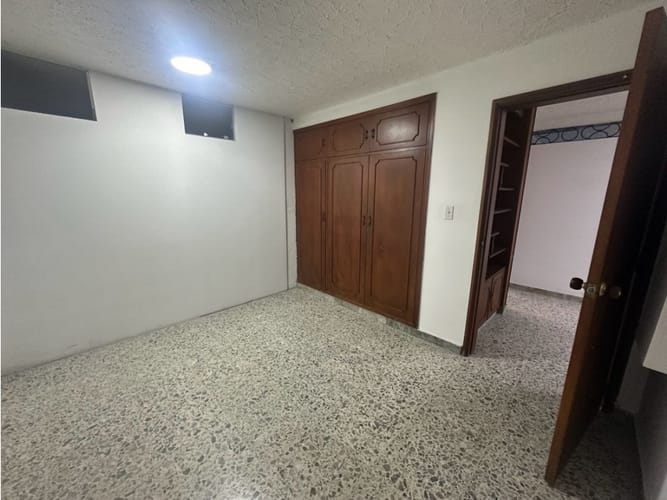 Casa de 14 alcobas en venta en San Vicente, Cali, 480 m² · foto 5 de 24