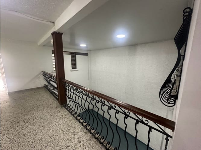 Casa de 14 alcobas en venta en San Vicente, Cali, 480 m² · foto 18 de 24