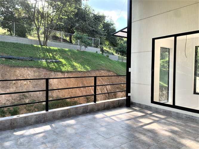 Casa de 5 alcobas en venta en Zona Industrial, Yumbo, 261 m² · foto 18 de 24